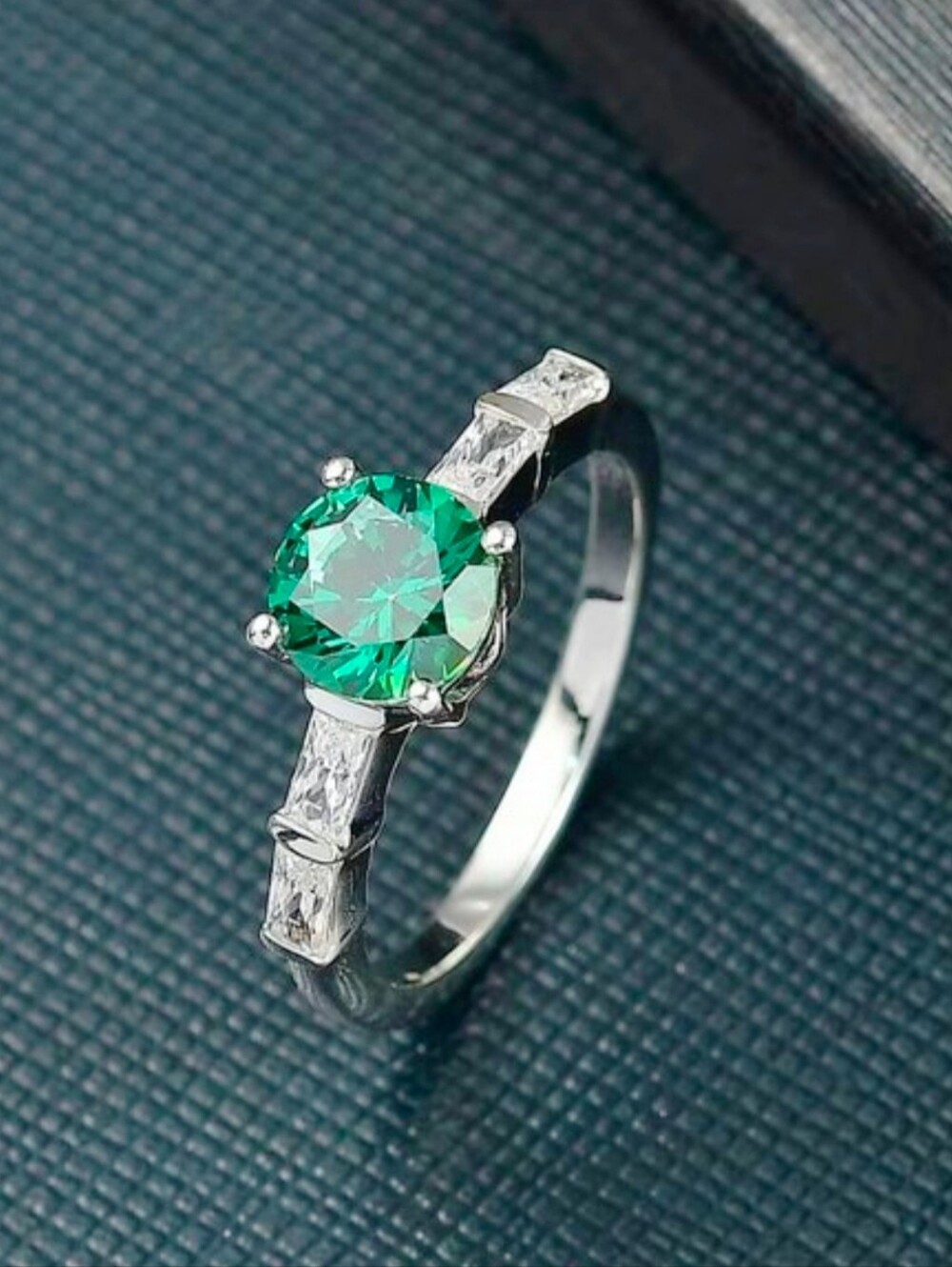 J Francis Green White Sapphire Platinum Silver Spark Baguette Ring Sz 8 NWT